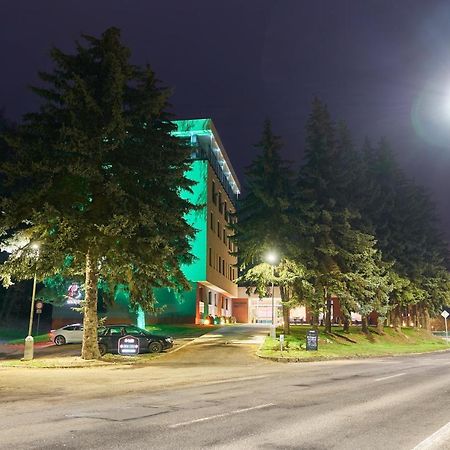 Parkhotel Carlsbad Inn Dalovice Exterior foto